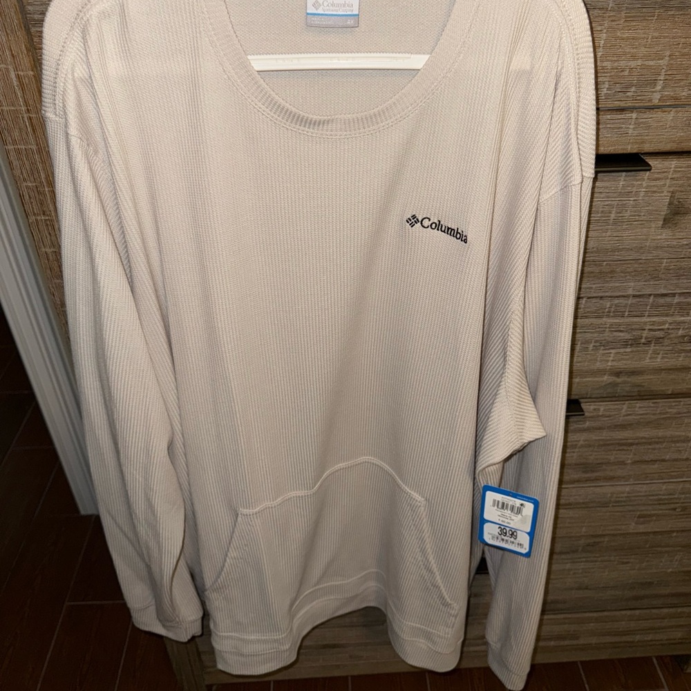 Columbia Beige Ribbed Long Sleeve Front Pocket Shirt